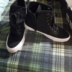New Torrid Black Hightop Tennis Shoes